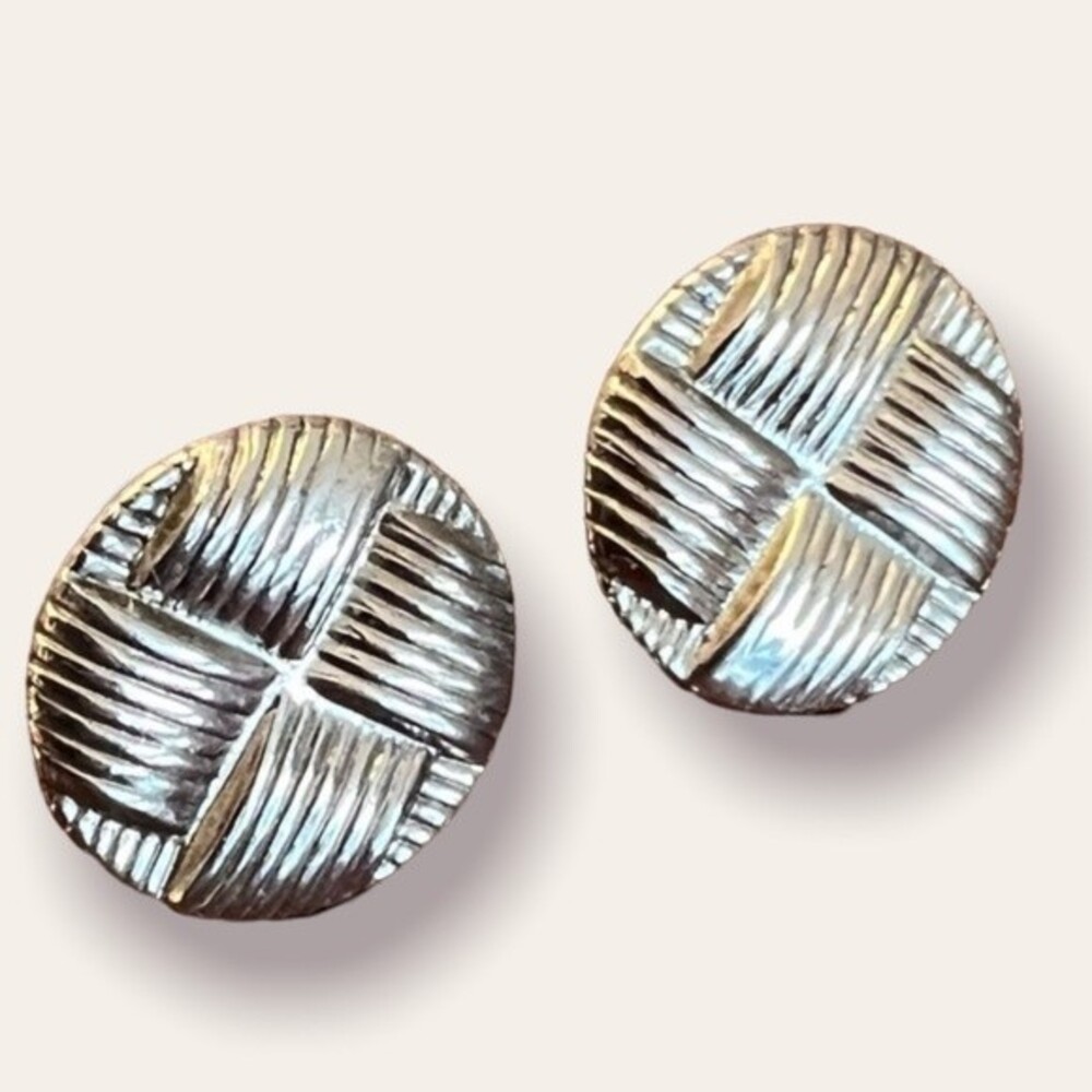 80s Vintage Button Earrings Silver Tone Woven Texture Circle Studs